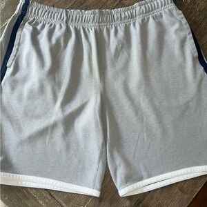 NIKE XXL Men’s Gray Shorts Pockets Drawstring in GUC